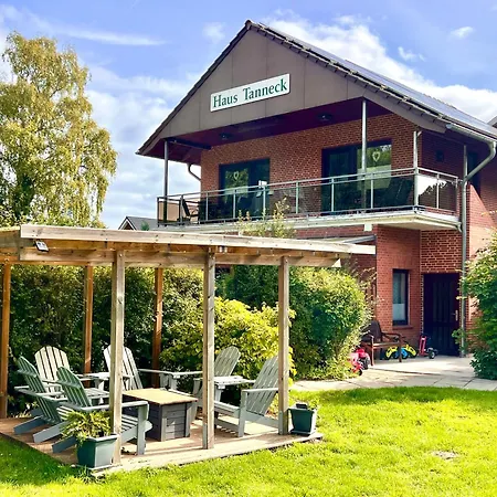 Haus Tanneck, Nr 5 아파트 *